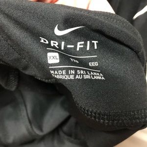 Nike exercise leggings